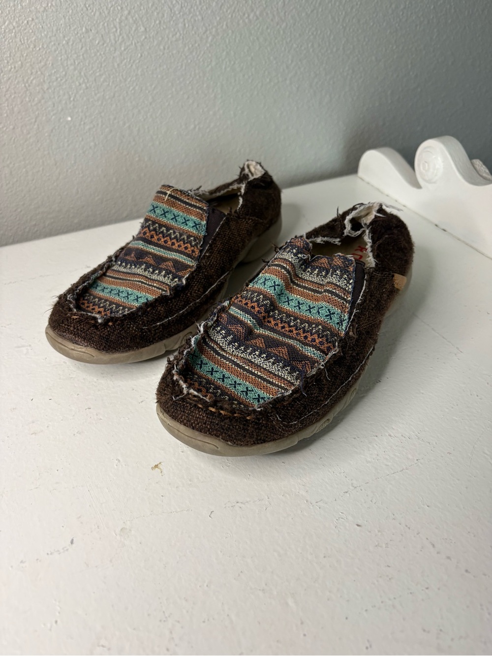 Women’s size 6 roper slip on shoes